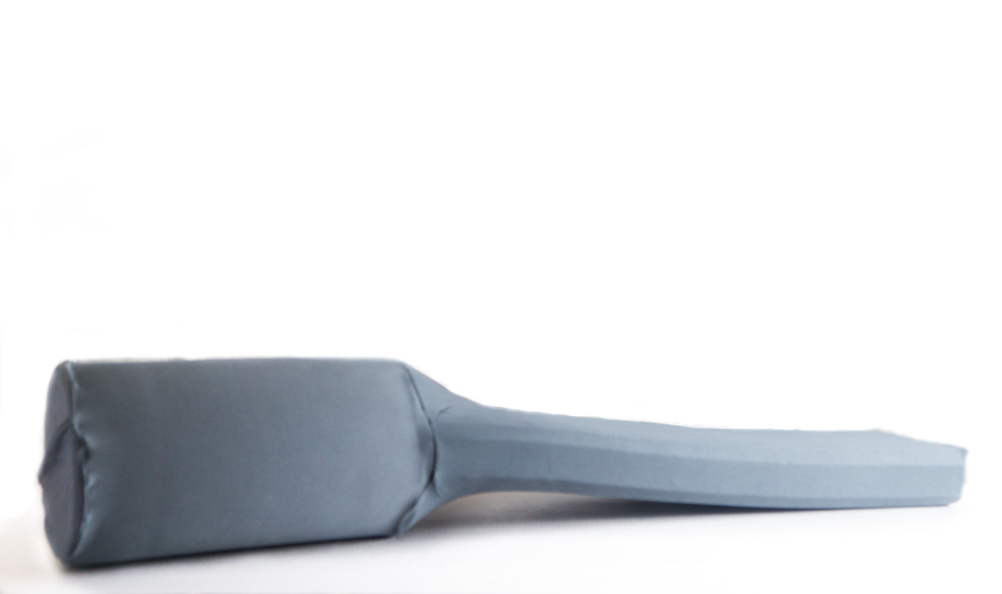 Engineered to align your spine, support your chest, and cushion your legs.